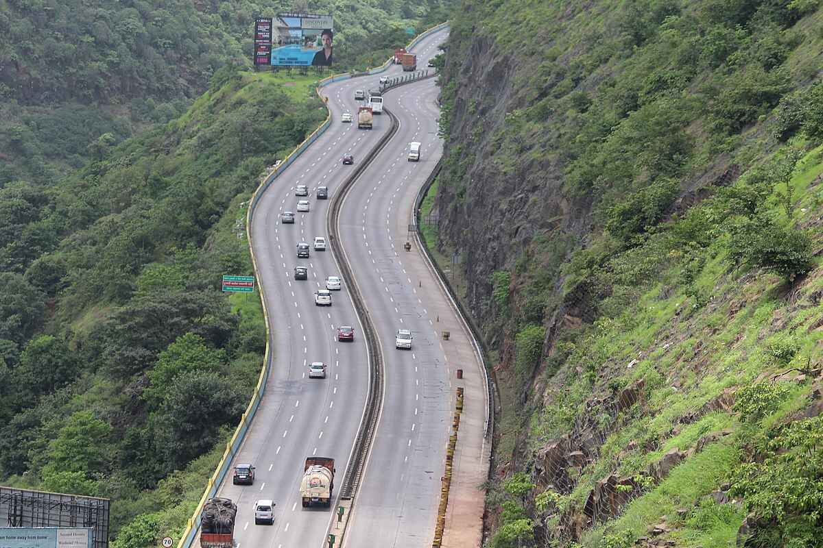  Mumbai-Pune-corridor 